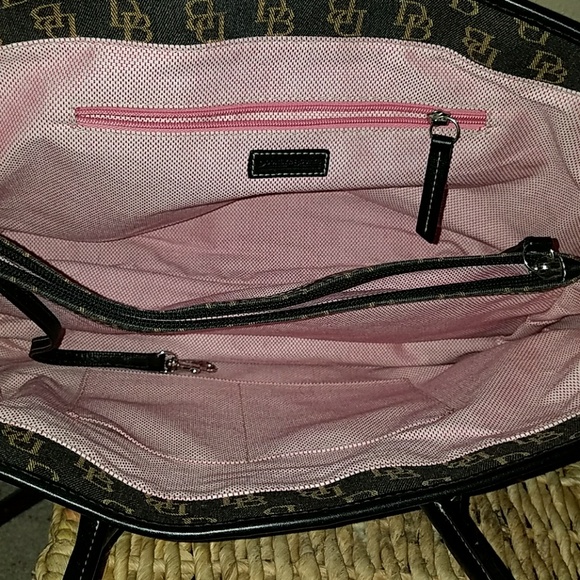 Purse - Picture 3 of 3